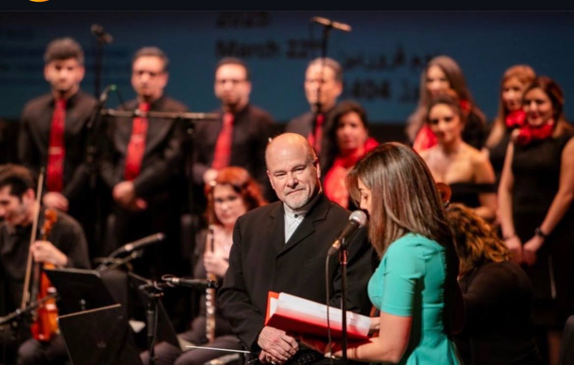 Yaran Choir on stage